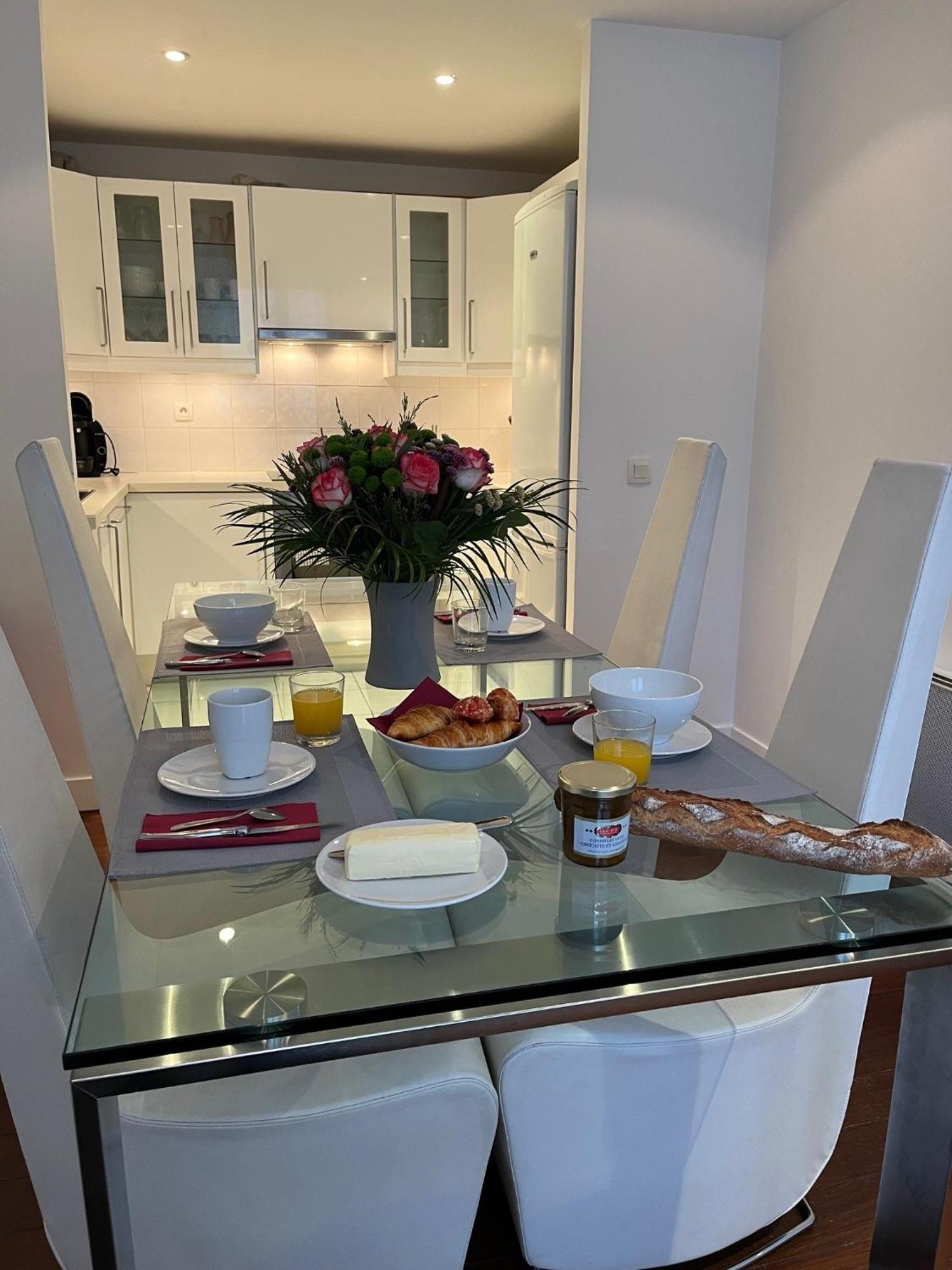 Bel Appartement Chic Et Cosy 78100 Saint-Germain-en-Laye Luaran gambar